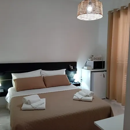 Marica House Coreca Konukevi 3*